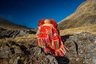 The Fabrics of Quechua Life